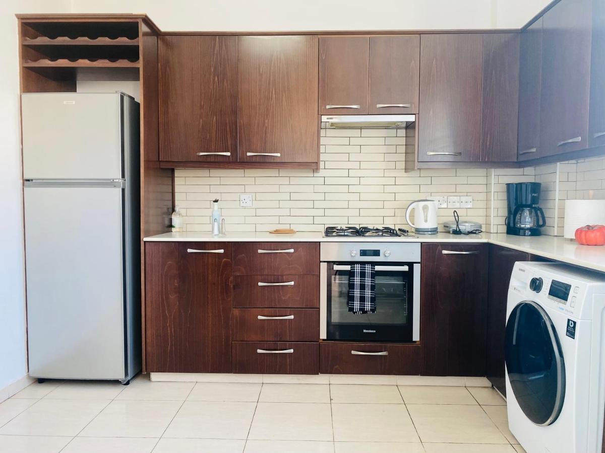 Apollo 2-Br Apt In 拉纳卡 外观 照片
